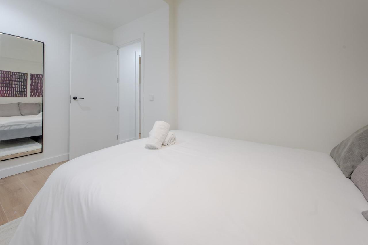 Modern Apt & Cool Interior Design En El Retiro Lägenhet Madrid Exteriör bild